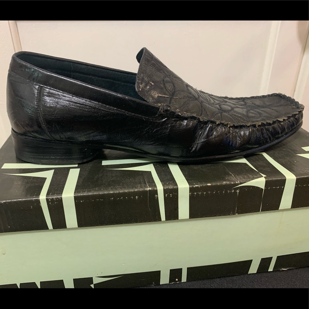 Never been worn!! Delli Aldo black loafer shoes